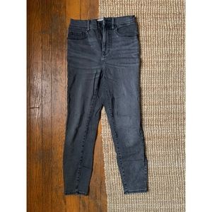Everlane Authentic Stretch High-Rise Skinny in Washed Black